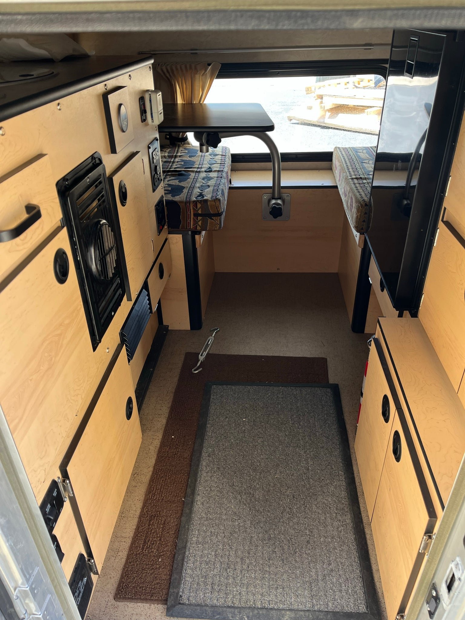 Customer Classified: Used 2018 Front Dinette Fleet Four Wheel Camper