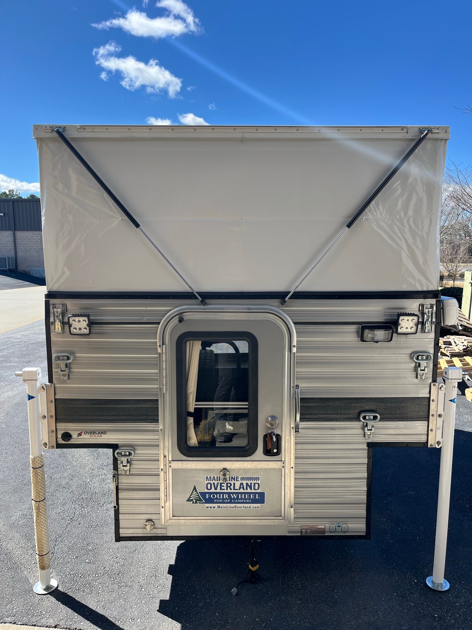 Customer Classified: Used 2018 Front Dinette Fleet Four Wheel Camper