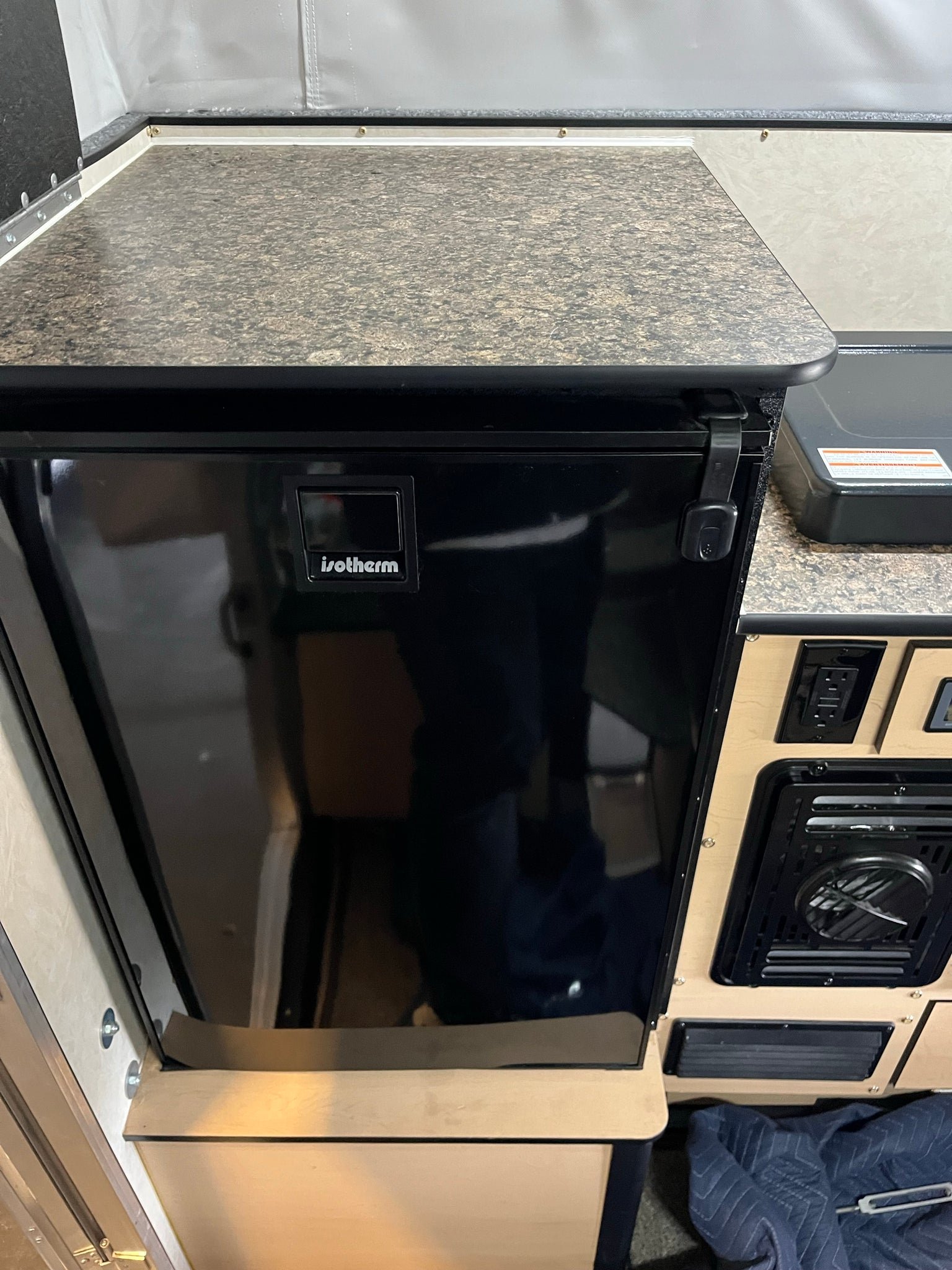 Customer Classified: Used 2023 Grandby Side Dinette Four Wheel Camper