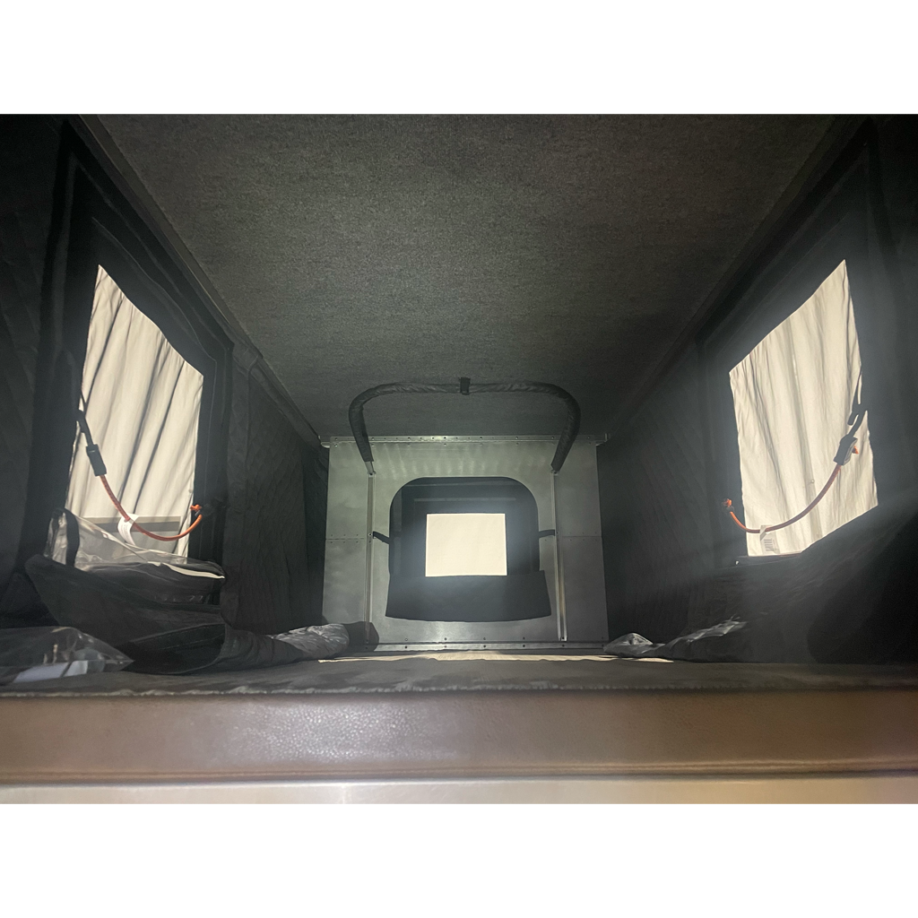 Customer Classified: Used AT Atlas Truck Topper Camper for 8' Bed Full-Size Truck