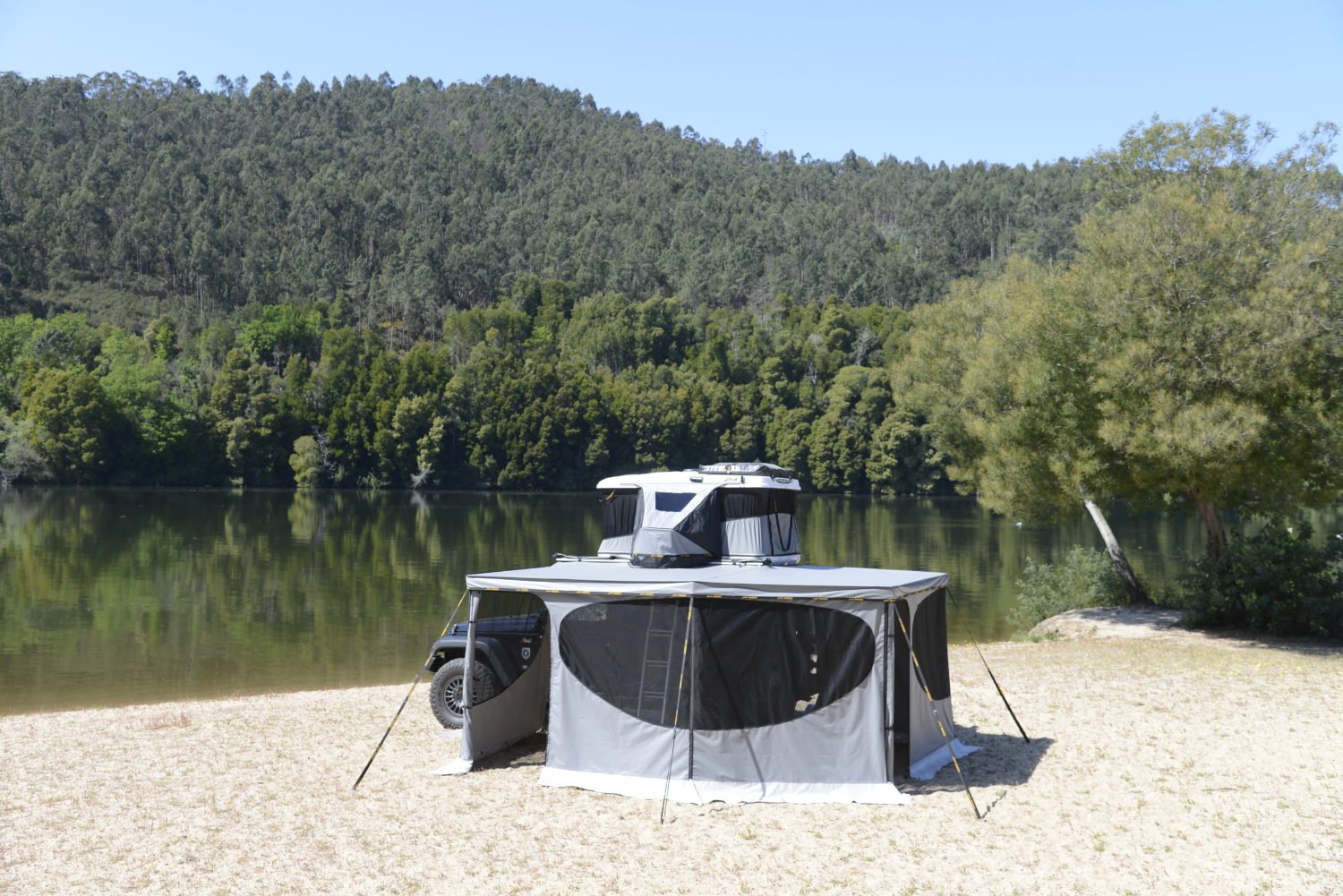 James Baroud Falcon Awning 270